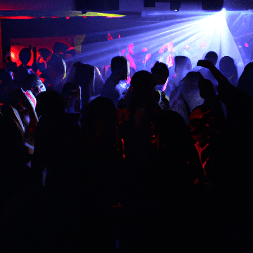1. An image of a crowd partying in one of Adana's top dance clubs